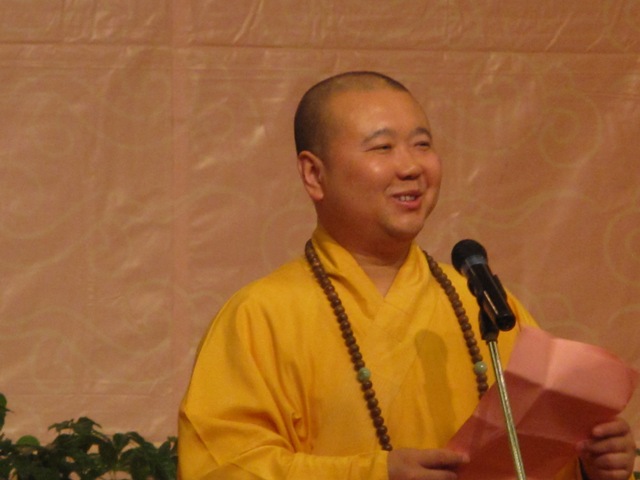 应上海交大安泰emba校友,玉佛寺方丈觉醒大和尚的特邀,emba项目参加了