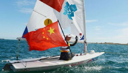 上海交大学生徐莉佳夺得奥运会女子帆船激光镭迪尔级金牌