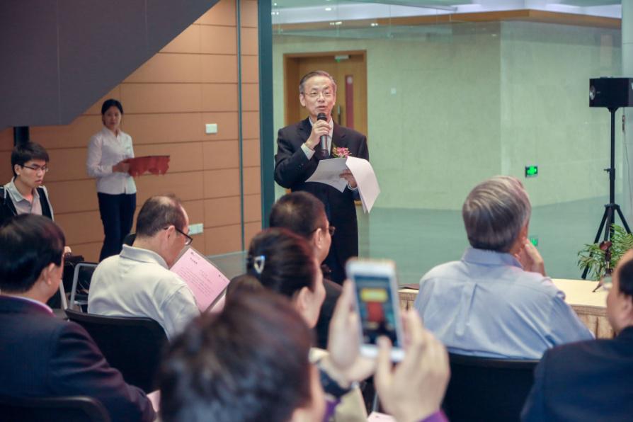 赵心耘院长助理主持落成仪式