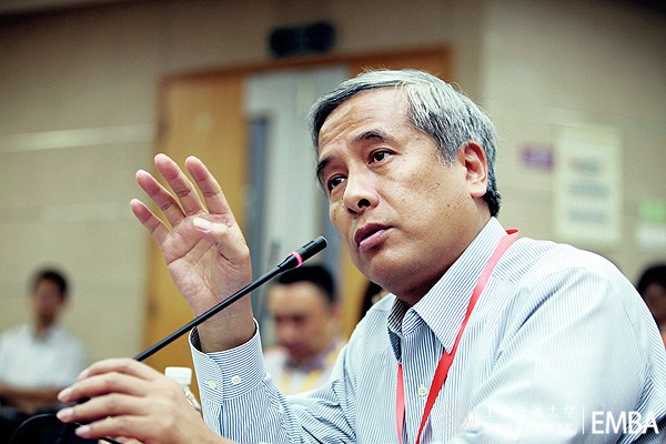 上海交通大学安泰经济与管理学院院长周林致辞